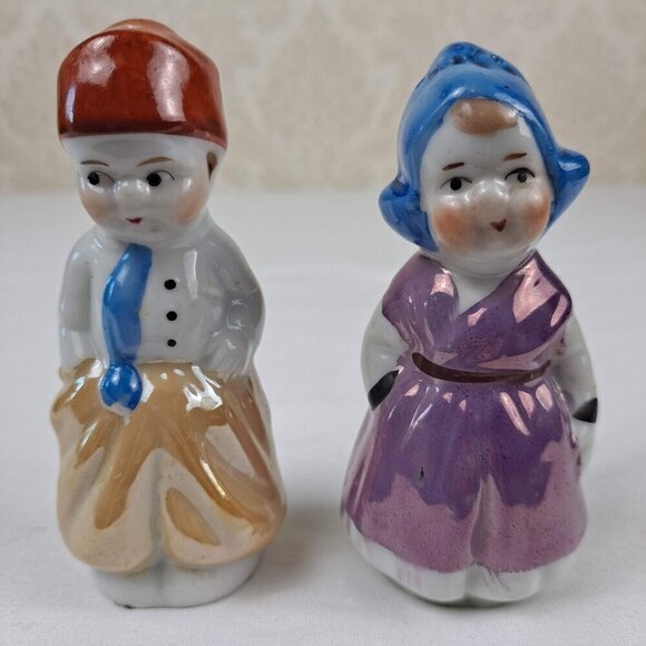 Vintage Dutch Boy and Girl Salt & Pepper Shakers Iridescent Glazed Ceramic Japan - Picture 1 of 13